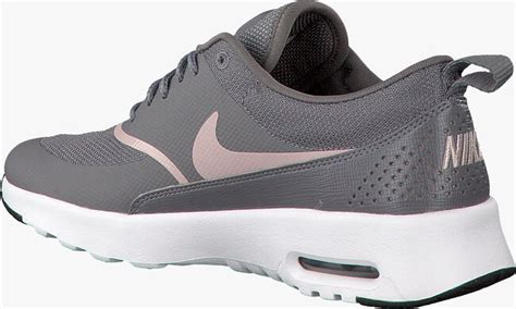 grijze nike air max thea|Nike Factory Stores.